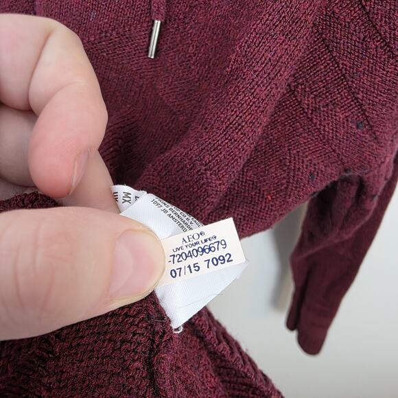 American Eagle Maroon Wool Blend Comfy Outdoor Hooded Pullover Sweater Size XS - Picture 6 of 8